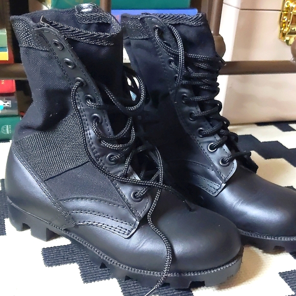 Black leather and canvas combat boots - Picture 1 of 9